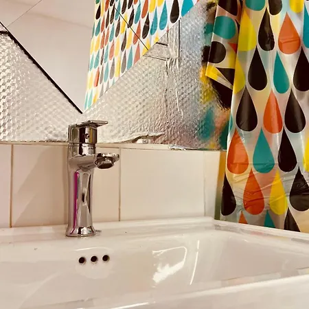 Al Wahda Hostel Abu Dhabi Exterior photo