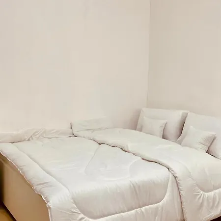 Al Wahda Hostel Abu Dhabi Exterior photo