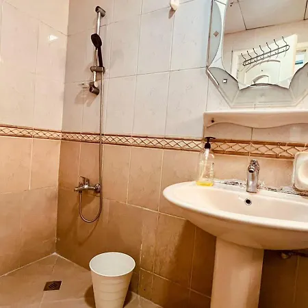 Al Wahda Hostel Abu Dhabi Exterior photo